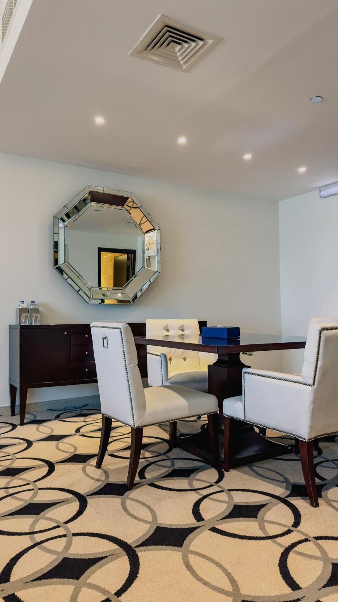 Mirfa Hotel Al Marfaʼ Εξωτερικό φωτογραφία