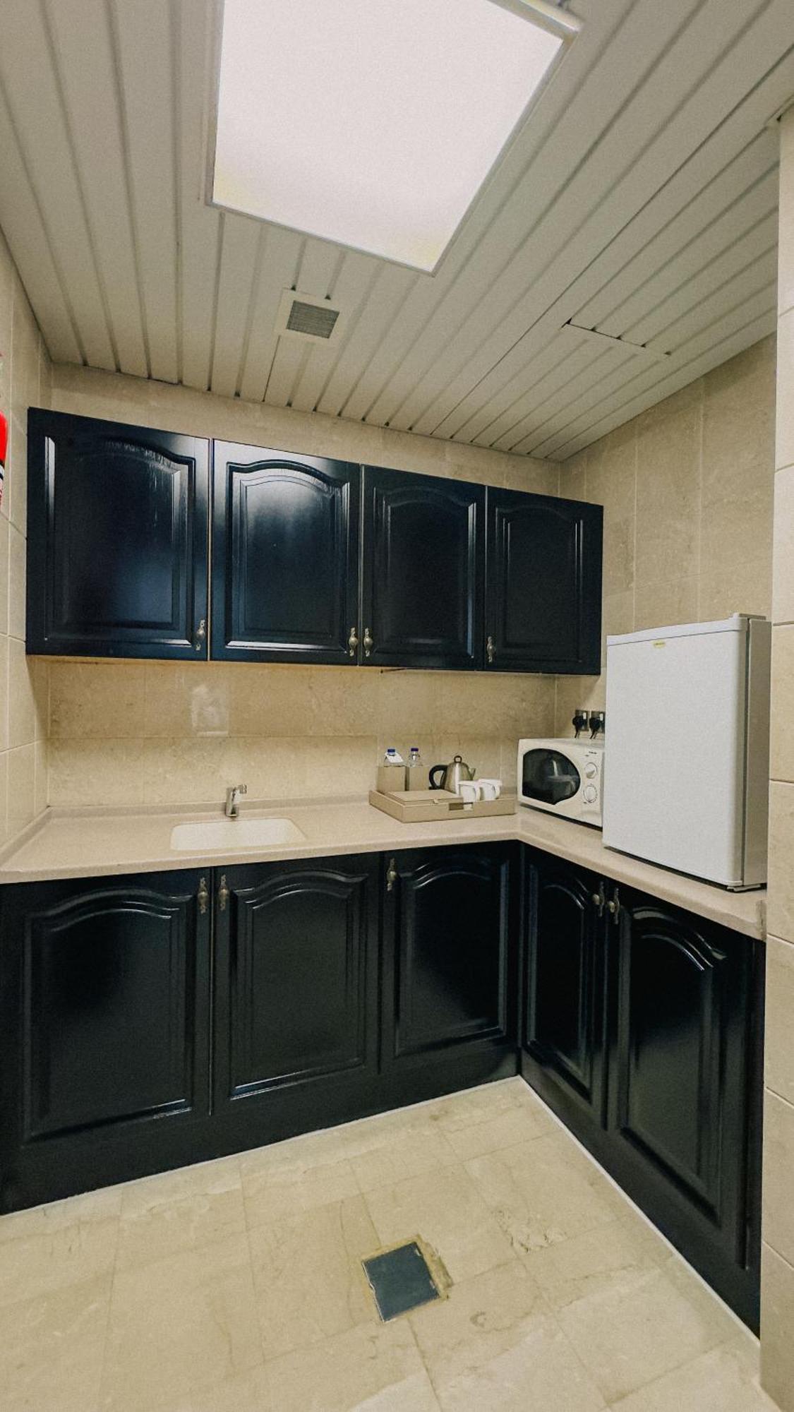 Mirfa Hotel Al Marfaʼ Εξωτερικό φωτογραφία